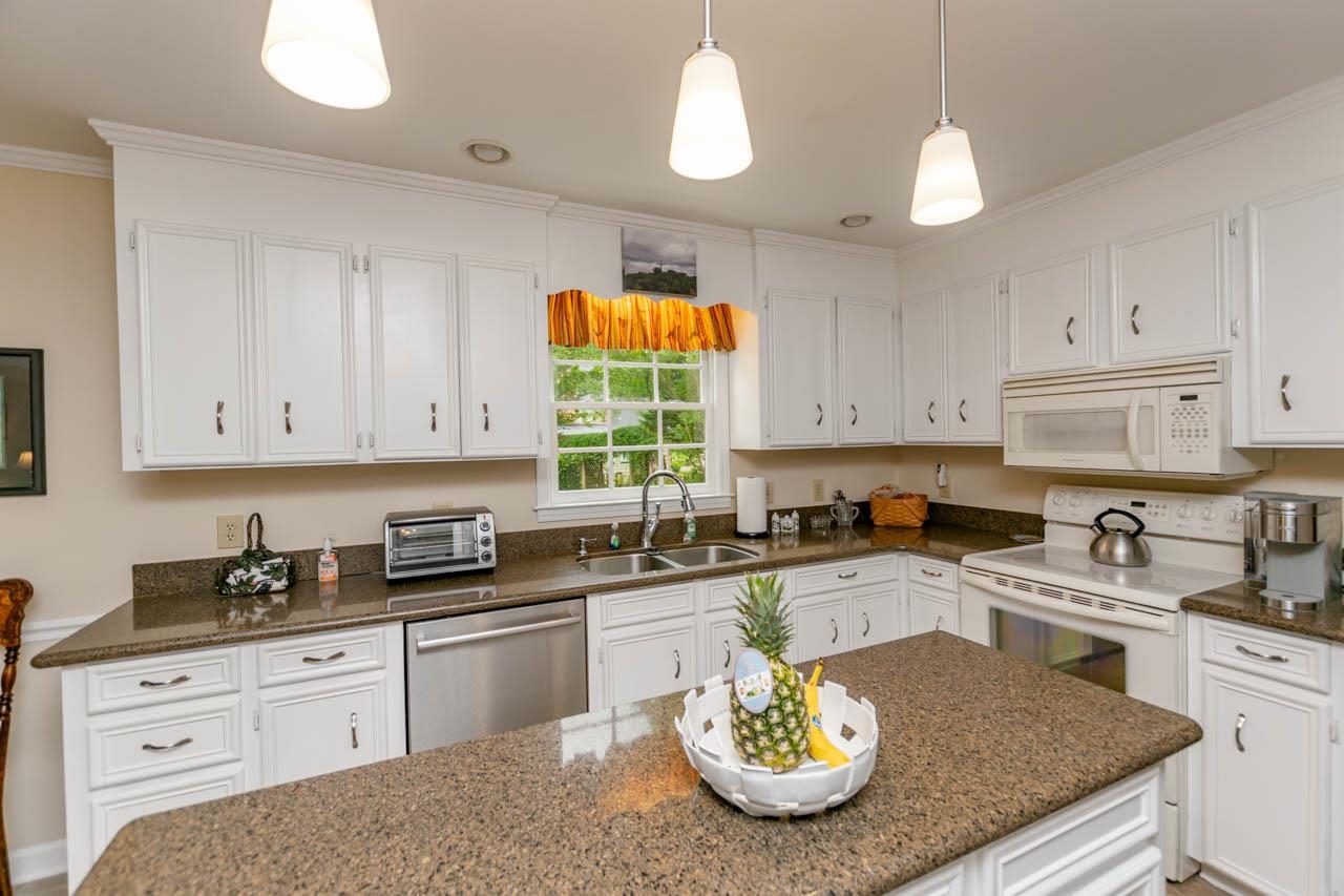 224 East Shallowstone Road Greer, SC 29650 - Photo 15 of 40 Gallery Image 15