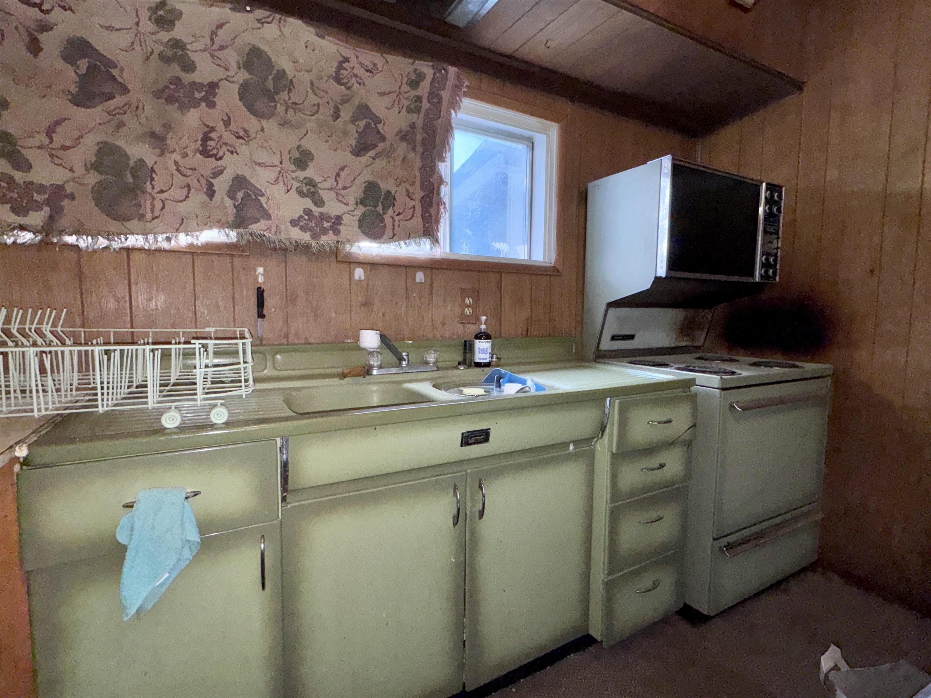 945 Gooseloop Drive Alturas, CA 96101 - Photo 8 of 30