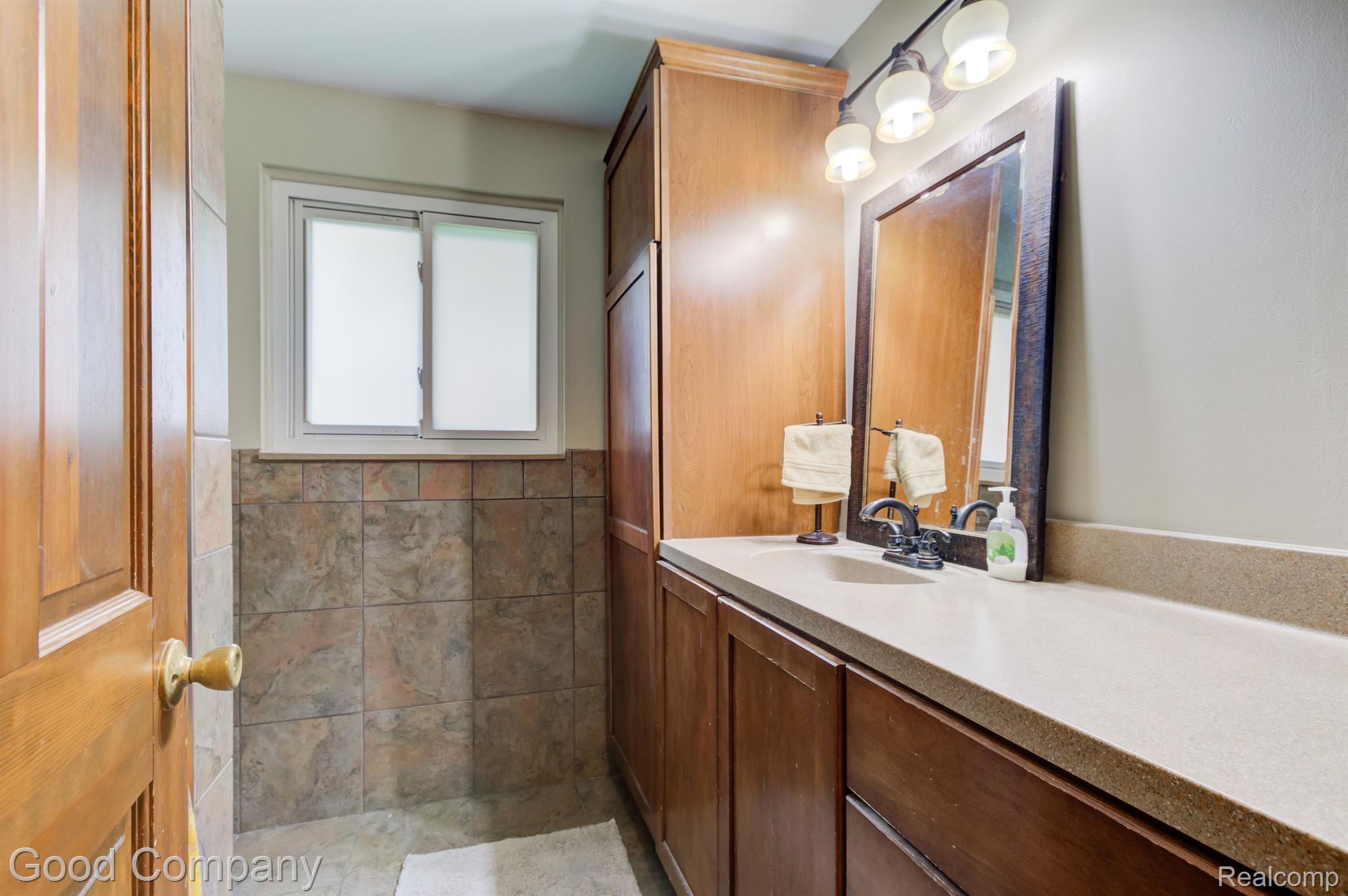 220 Clair Hill Drive Rochester, MI 48309 - Photo 32 of 57 Gallery Image 32