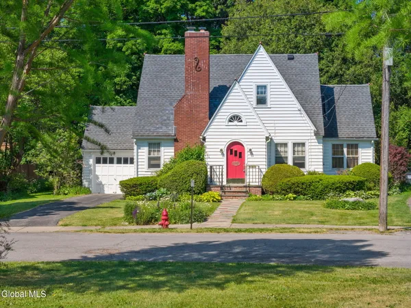 $289,000 | 122 Clinton Circle, Cobleskill, NY 12043