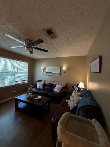 224 Hennon Drive Northwest, Unit CD Rome, GA 30161 - Photo 4 of 37