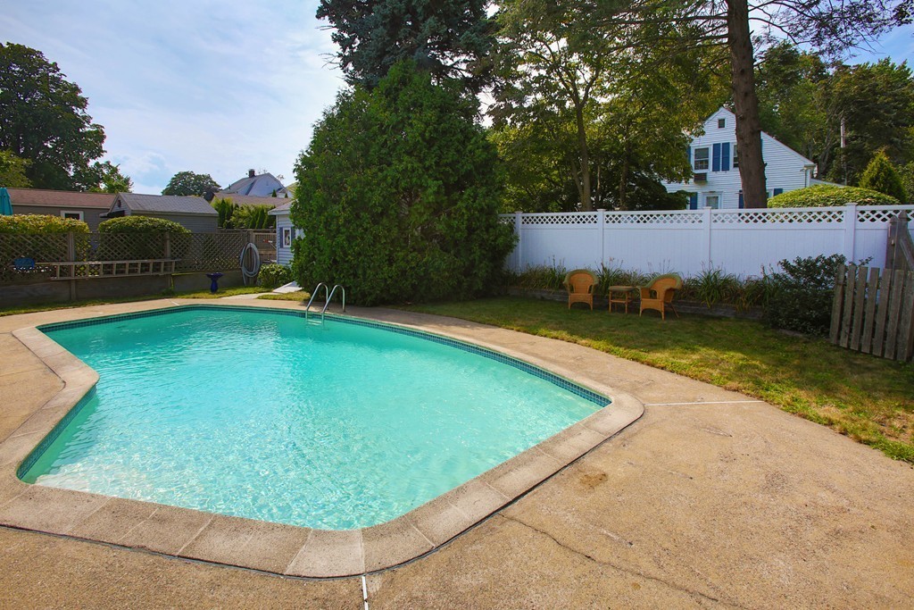 114 Beal Road Waltham, MA 02453 - Photo 17 of 22 Gallery Image 17