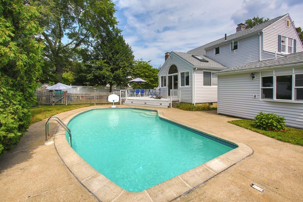 114 Beal Road Waltham, MA 02453 - Photo 18 of 22 Gallery Image 18