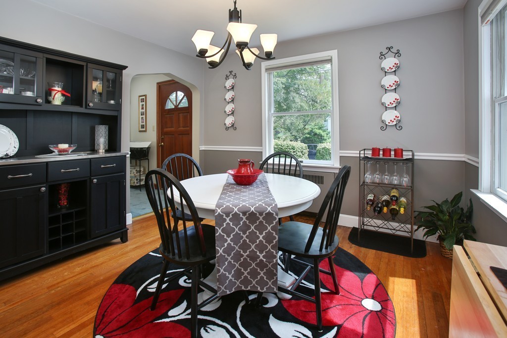 114 Beal Road Waltham, MA 02453 - Photo 8 of 22 Gallery Image 8