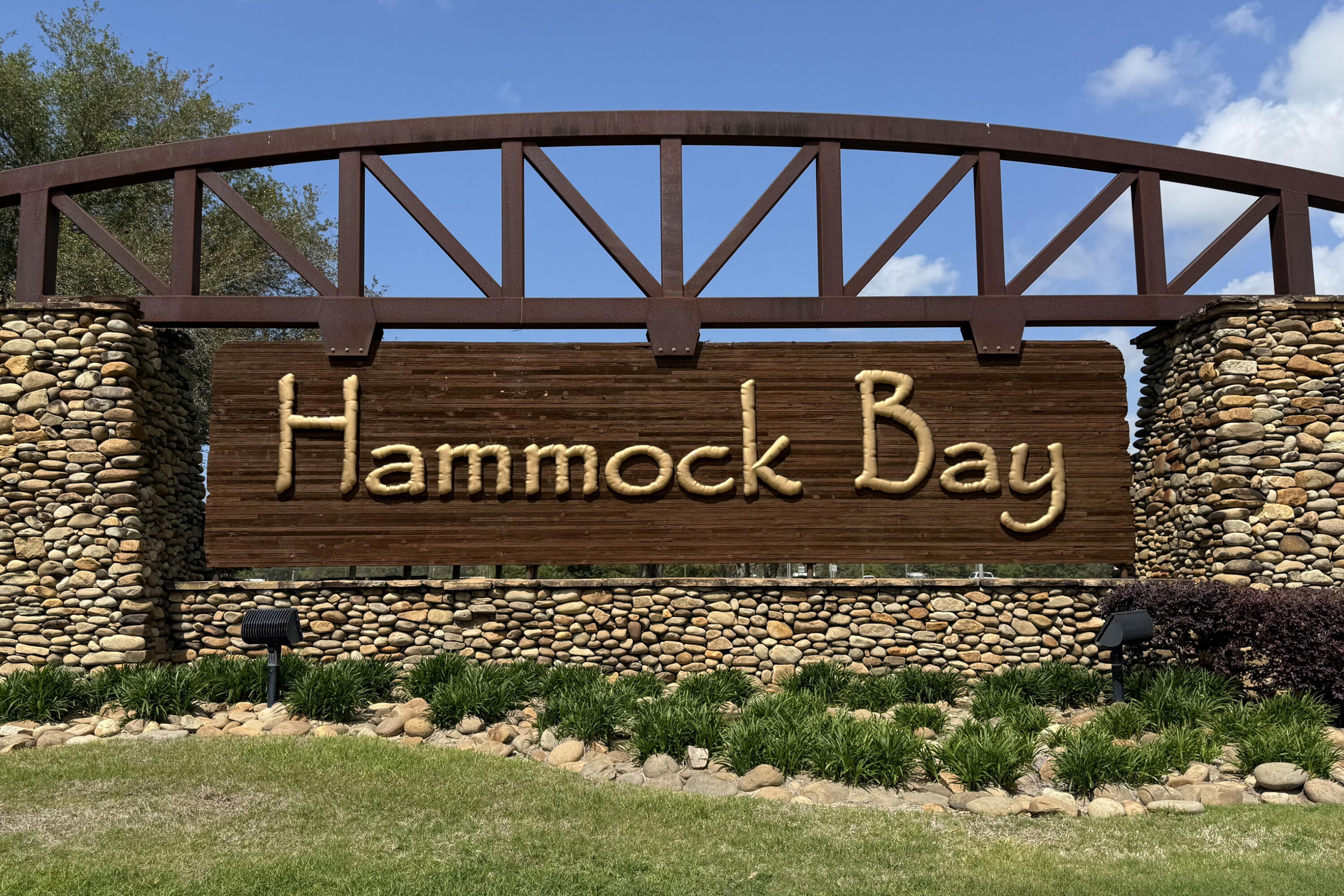 804 Symphony Way Freeport, FL 32439 - Photo 34 of 34 a view of sign board