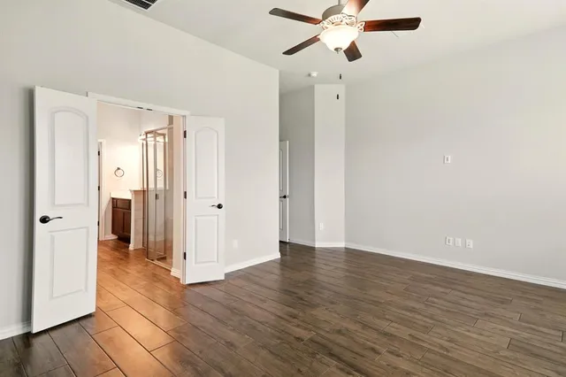 $560,000 | 2300 La Mirada Street, Leander, TX 78641