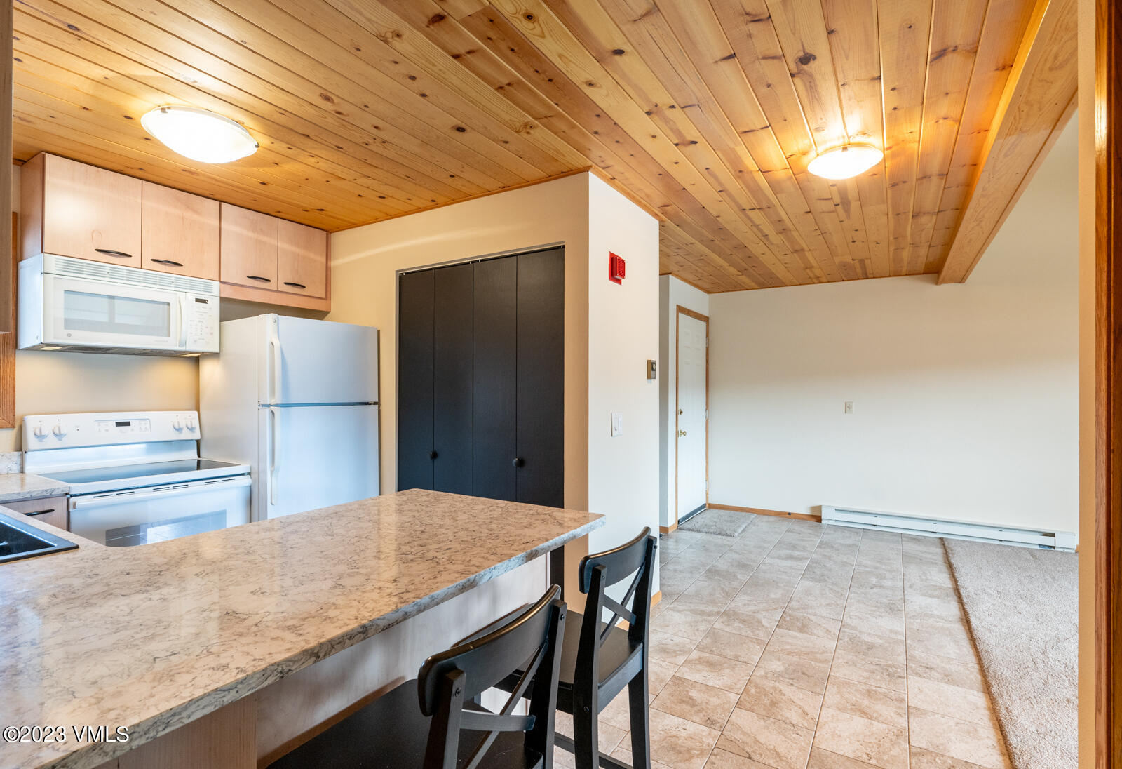 333 Beard Creek Road, Unit A305 Edwards, CO 81632 - Photo 9 of 26 Kitchen_Entry