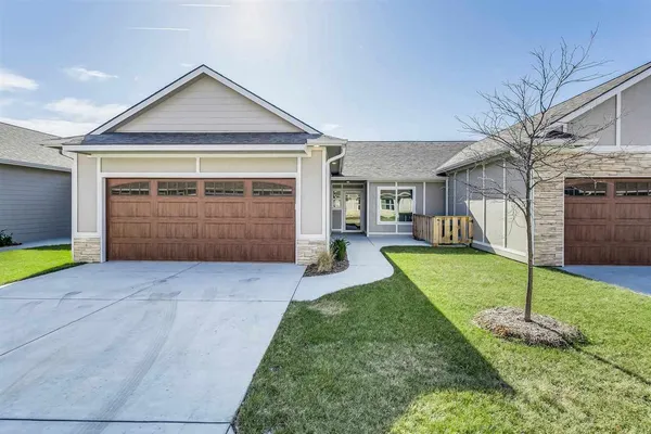 $311,775 | 2418 East Madison Avenue, Derby, KS 67037