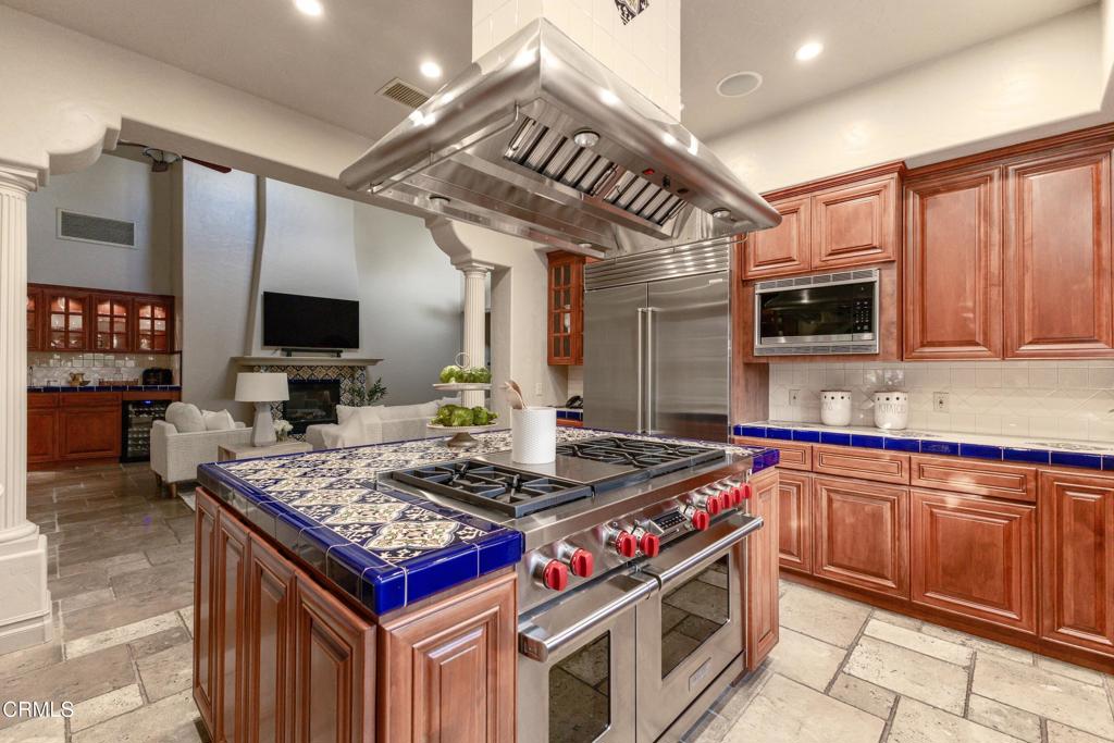 5116 Greencrest Road La Canada Flintridge, CA 91011 - Photo 14 of 53 14Greencrest