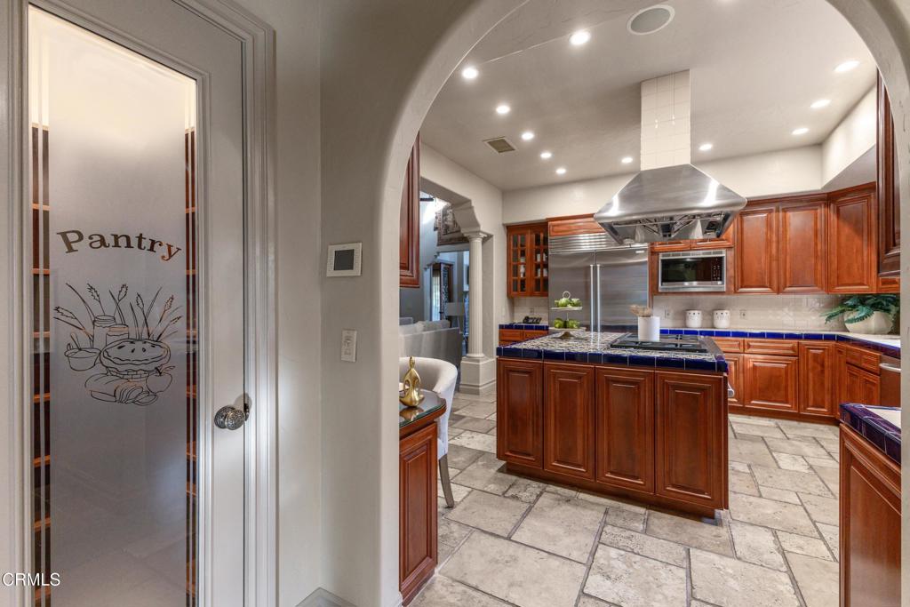 5116 Greencrest Road La Canada Flintridge, CA 91011 - Photo 16 of 53 16Greencrest