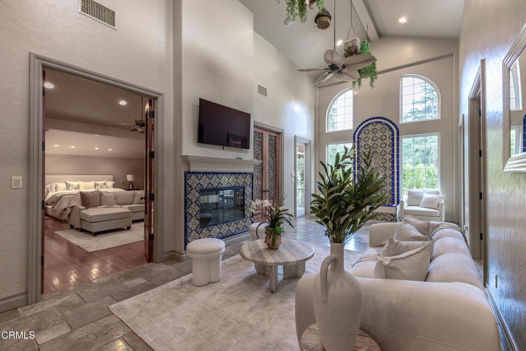 5116 Greencrest Road La Canada Flintridge, CA 91011 - Photo 17 of 53 25Greencrest