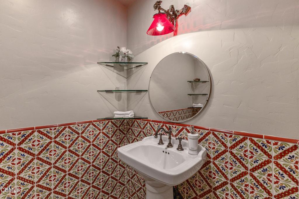 5116 Greencrest Road La Canada Flintridge, CA 91011 - Photo 29 of 53 11Greencrest