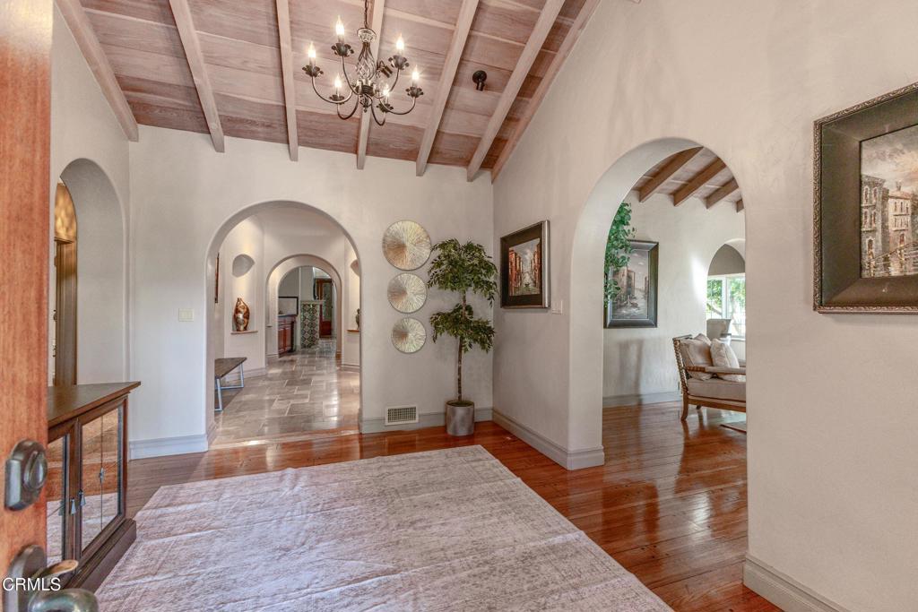 5116 Greencrest Road La Canada Flintridge, CA 91011 - Photo 4 of 53 3Greencrest