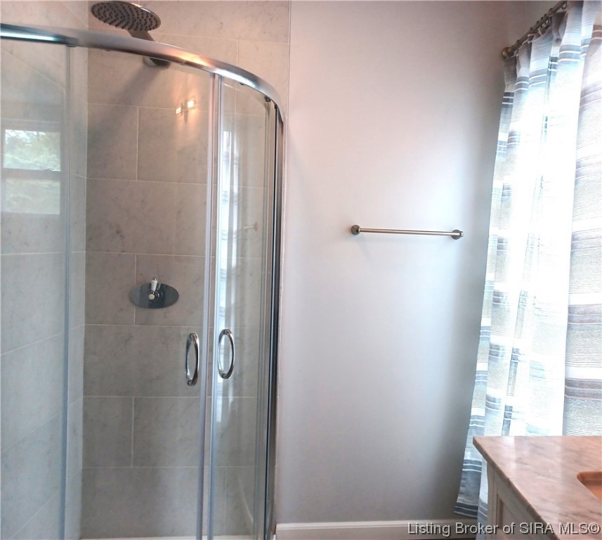 932 Slate Run Road New Albany, IN 47150 - Photo 32 of 48 Gallery Image 32