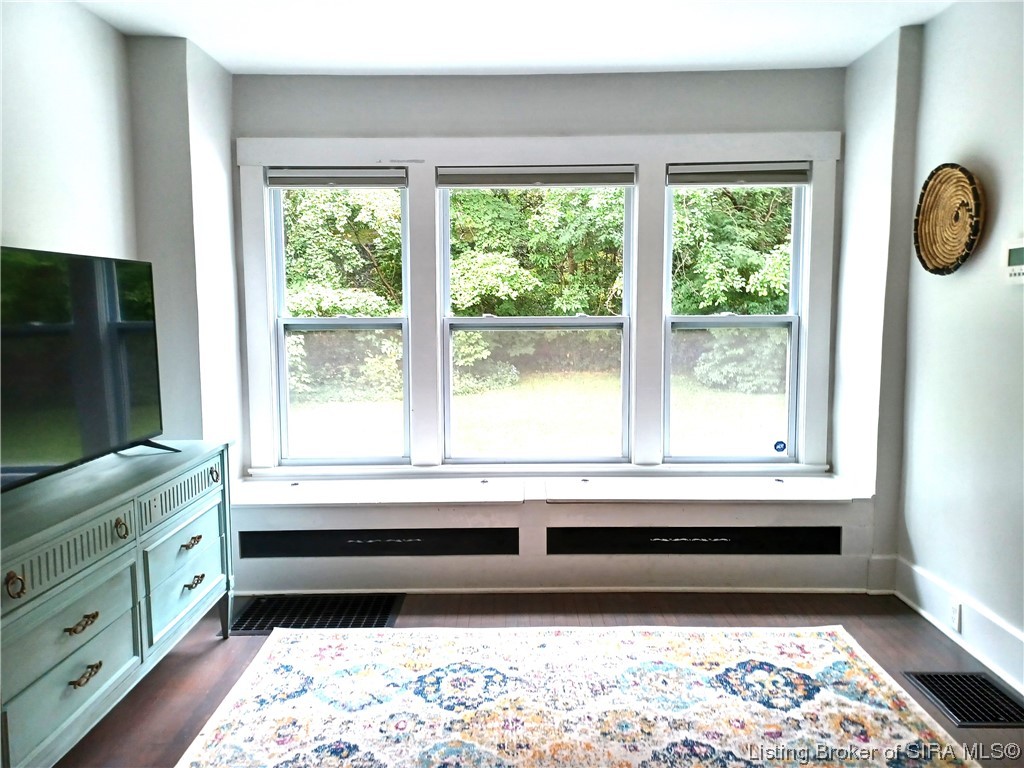 932 Slate Run Road New Albany, IN 47150 - Photo 10 of 48 Gallery Image 10