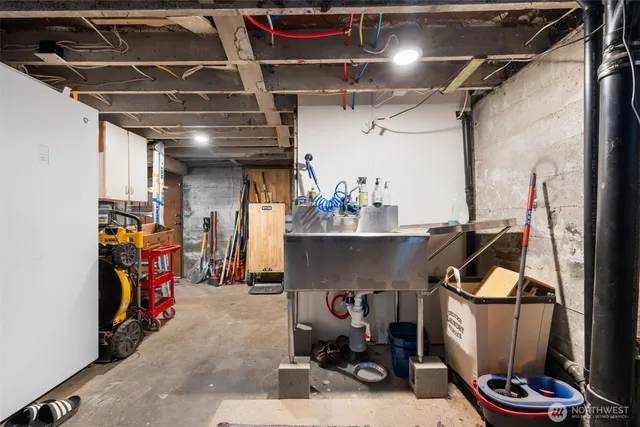 $440,000 | 4829 South Thompson Avenue, Tacoma, WA 98408