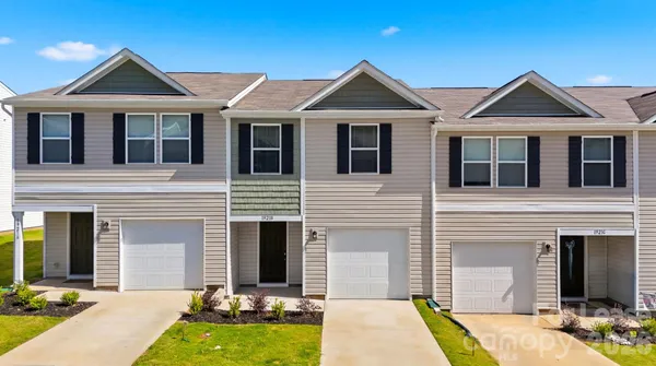 $1,600 | 1921 Tranquility Circle, Unit B, Newton, NC 28658