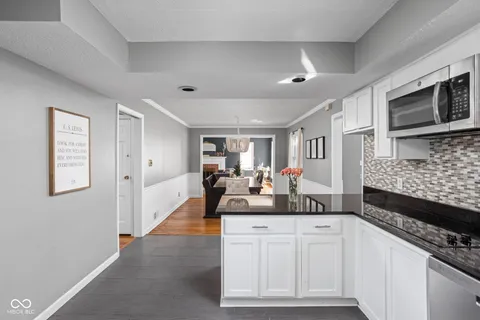 $418,000 | 7225 Westminster Drive, Indianapolis, IN 46256