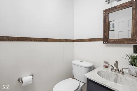 $418,000 | 7225 Westminster Drive, Indianapolis, IN 46256