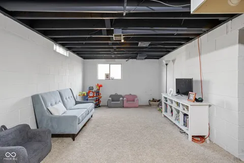 $418,000 | 7225 Westminster Drive, Indianapolis, IN 46256