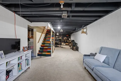 $418,000 | 7225 Westminster Drive, Indianapolis, IN 46256