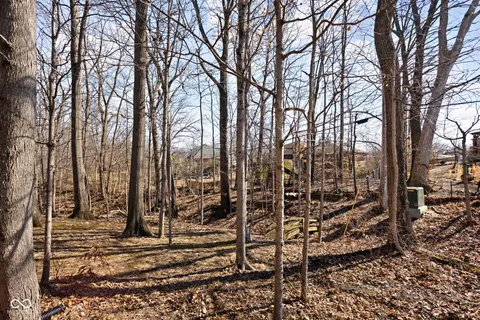 $418,000 | 7225 Westminster Drive, Indianapolis, IN 46256