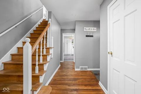 $418,000 | 7225 Westminster Drive, Indianapolis, IN 46256