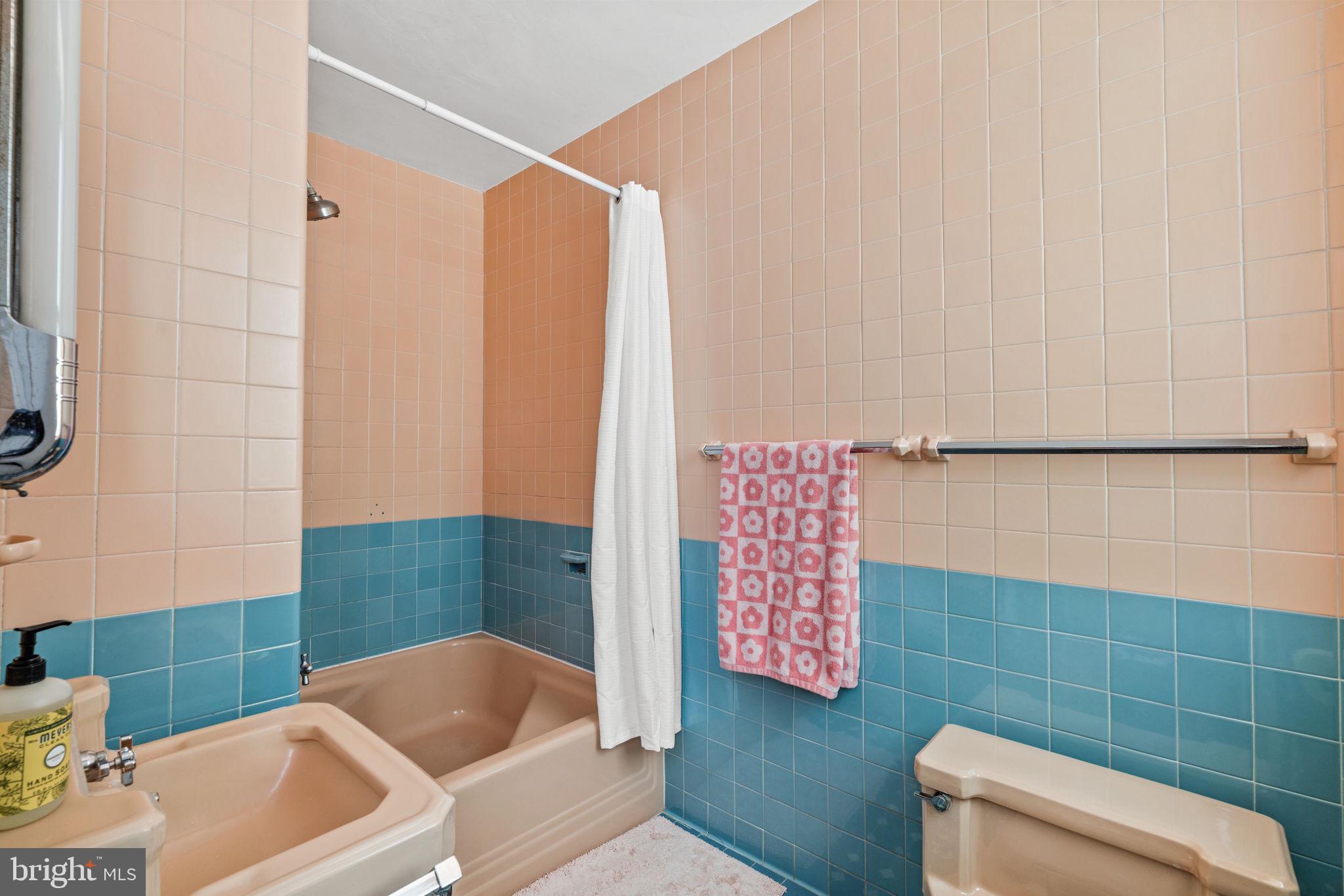 8301 High School Road Elkins Park, PA 19027 - Photo 46 of 79