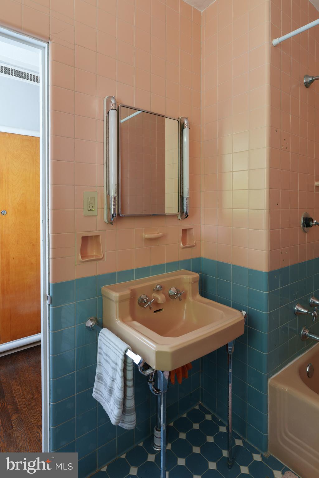 8301 High School Road Elkins Park, PA 19027 - Photo 47 of 79