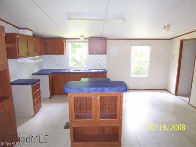 571 Rains Road Thomasville, NC 27360 - Photo 3 of 4 Other. kitchen