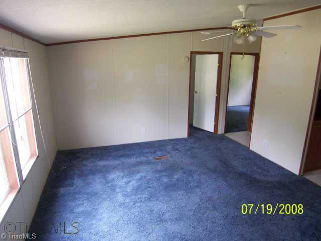 571 Rains Road Thomasville, NC 27360 - Photo 4 of 4 Other. living room