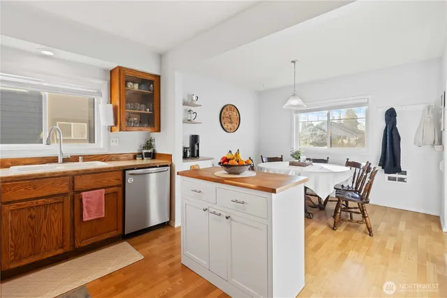 $385,000 | 2932 Fir Street, Longview, WA 98632