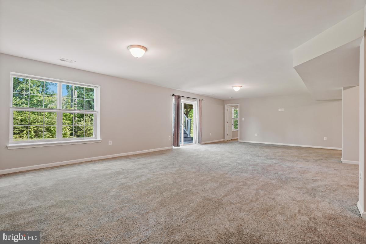 3466 Shandor Road Woodbridge, VA 22193 - Photo 41 of 51 Gallery Image 41