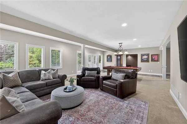 $1,350,000 | 15320 Larsen, Overland Park, KS 66221