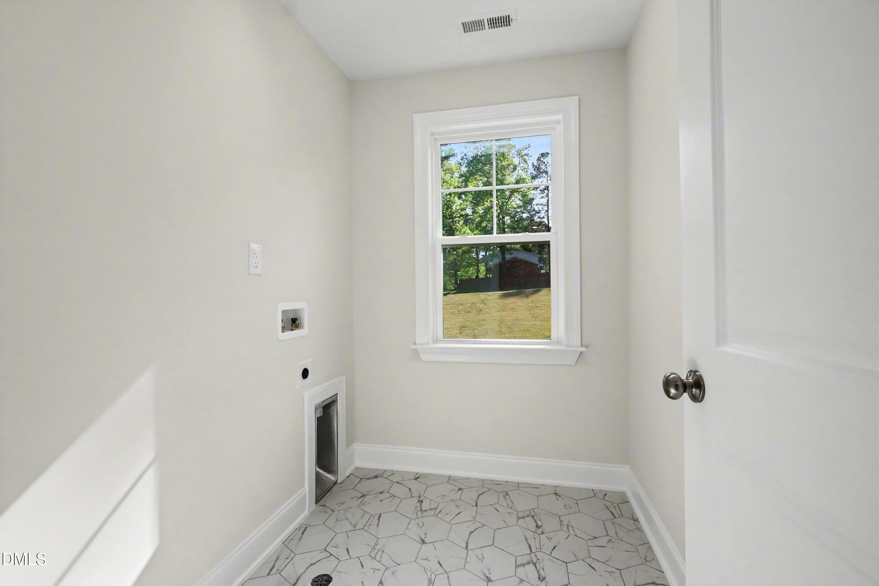 900 Southwest Maynard Road Cary, NC 27511 - Photo 27 of 49 file_2085