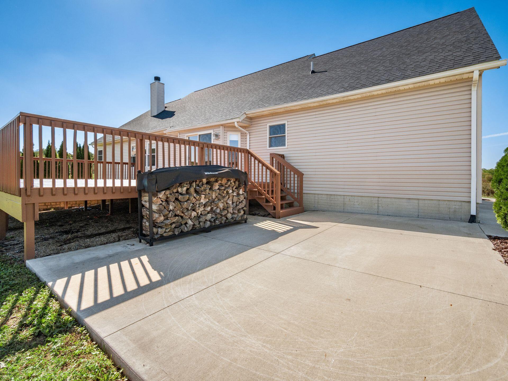 116 Dutch Ridge Way Johnstown, OH 43031 - Photo 11 of 53 Patio