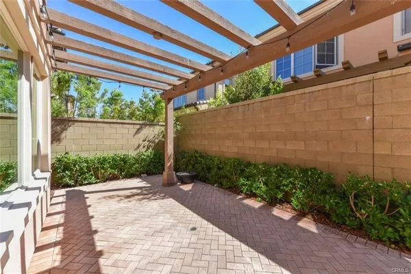 $5,695 | 99 Bianco, Irvine, CA 92618