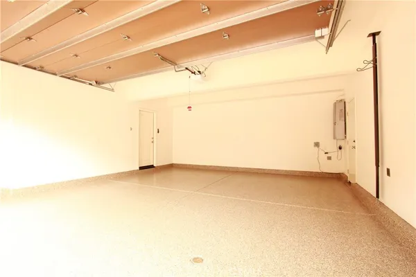 $5,695 | 99 Bianco, Irvine, CA 92618