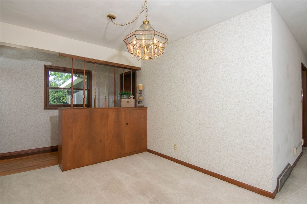 4861 Welsh Road Rockford, IL 61107 - Photo 4 of 21