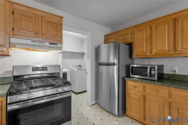 $249,950 | 1114 Fort Hayes Drive, Petersburg, VA 23805