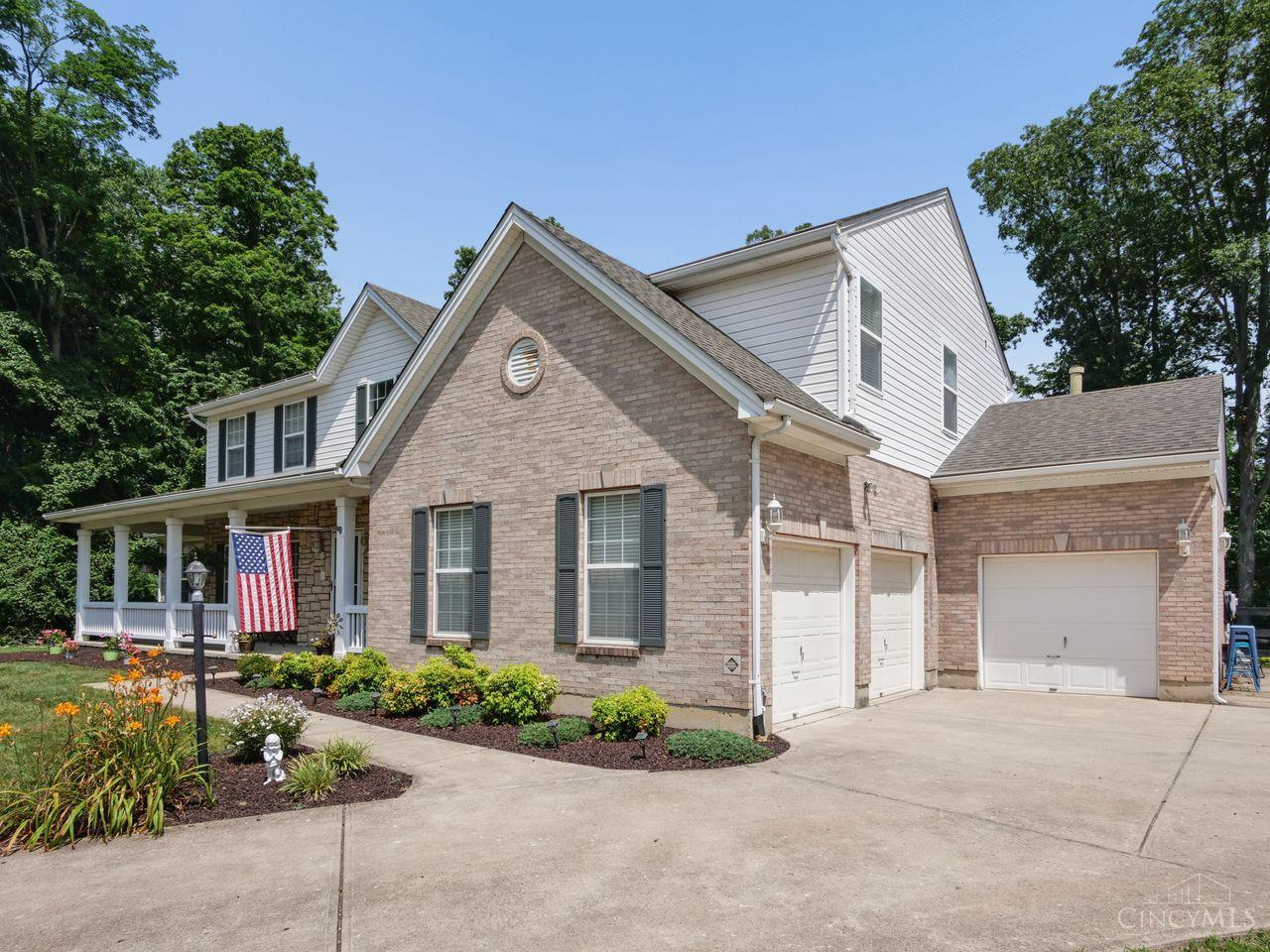 1074 Ridgepointe Drive Batavia, OH 45103 - Photo 3 of 77
