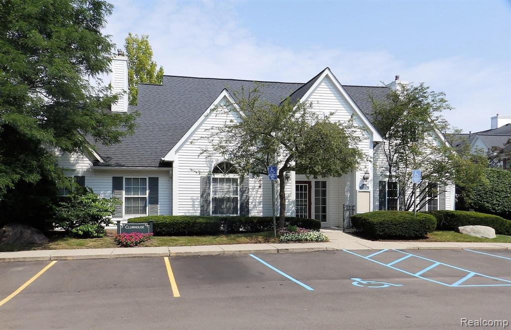 22082 Cape Cod Way, Unit 14 Farmington, MI 48336 - Photo 22 of 24