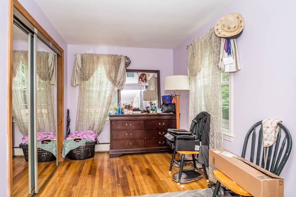 78 Sunset Road Dracut, MA 01826 - Photo 8 of 17 Gallery Image 8