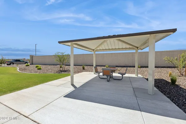 $324,990 | 601 West Bunker Hl Street, Florence, AZ 85132