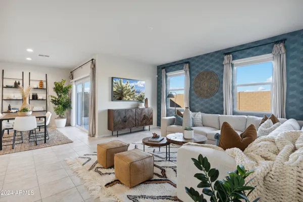 $324,990 | 601 West Bunker Hl Street, Florence, AZ 85132