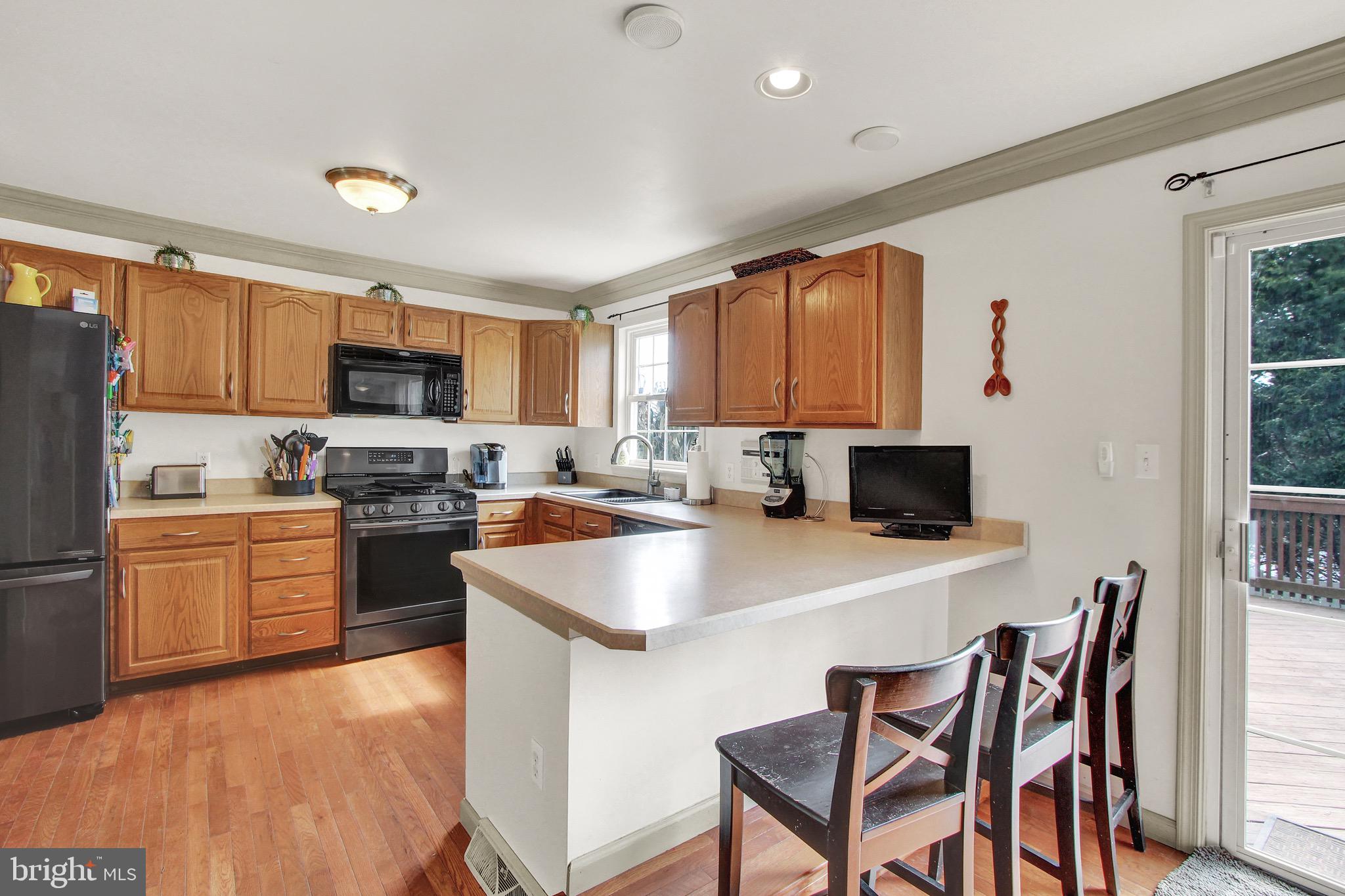 2750 Coldspring Road York, PA 17404 - Photo 6 of 34 Gallery Image 6