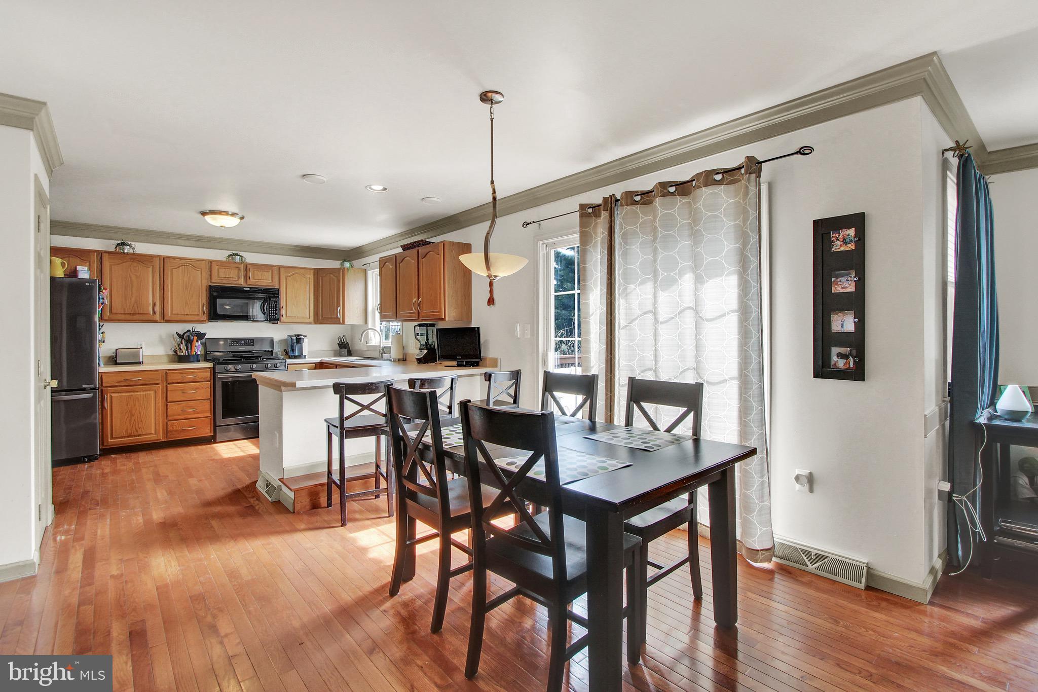 2750 Coldspring Road York, PA 17404 - Photo 9 of 34 Gallery Image 9