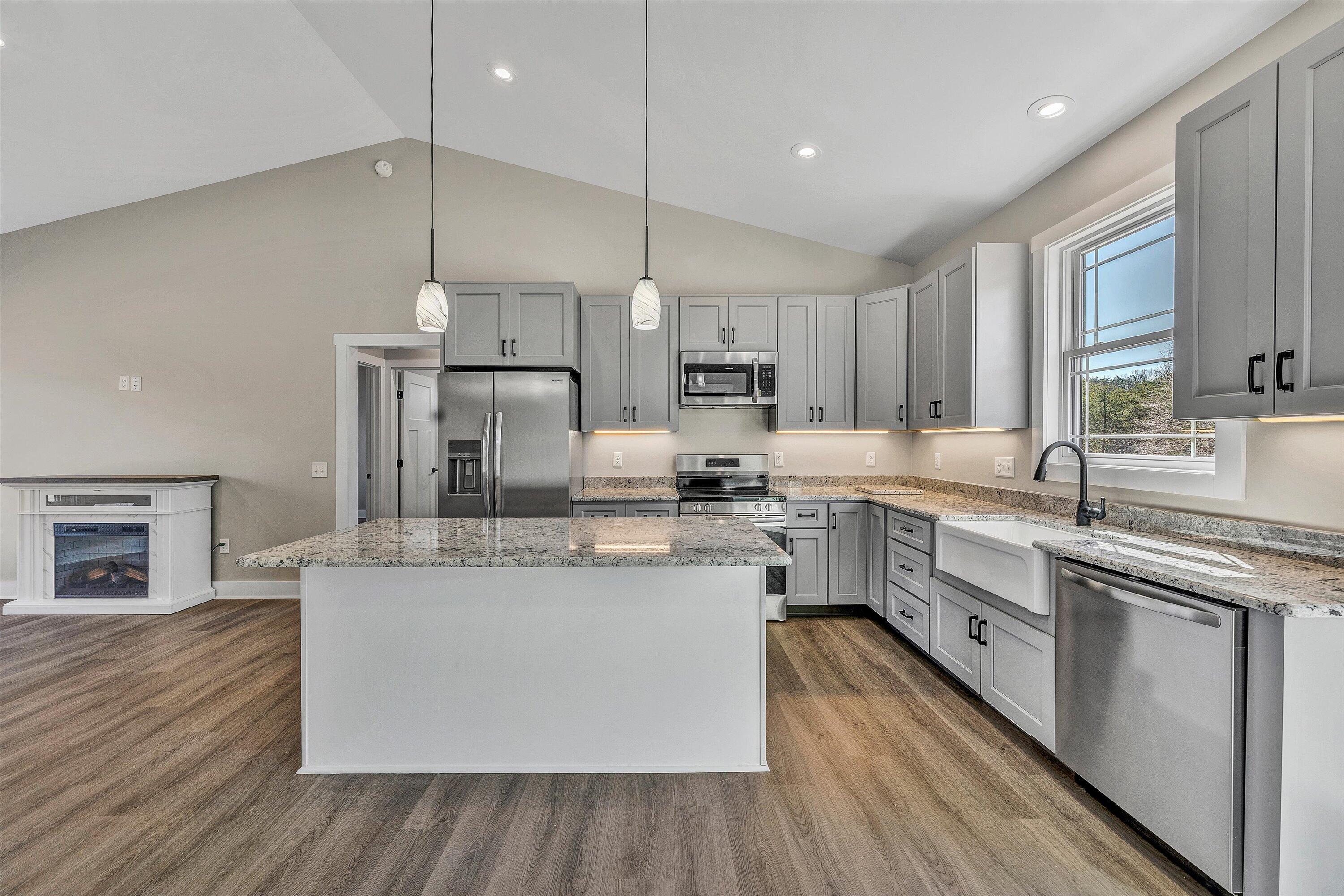 6478 Scruggs Road Moneta, VA 24121 - Photo 8 of 28 07-DSC00280