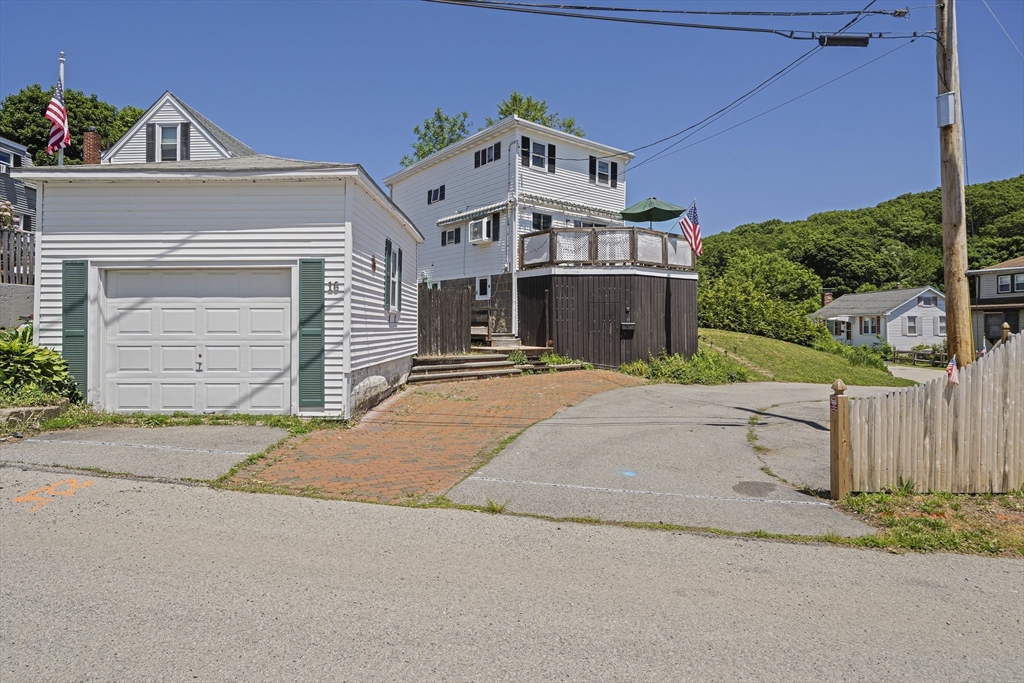 16 Pequot Road Weymouth, MA 02191 - Photo 2 of 36