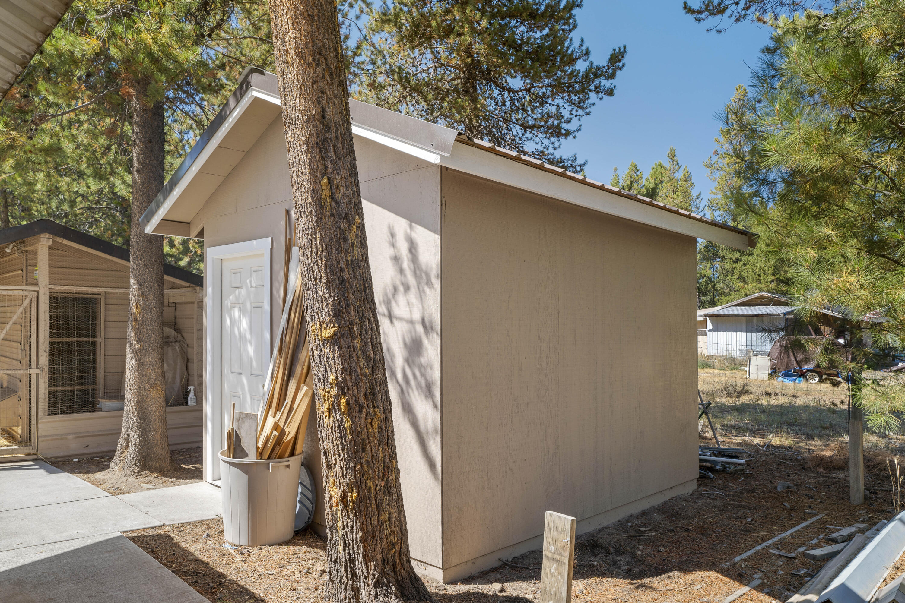 51445 Ash Road La Pine, OR 97739 - Photo 46 of 50 51-Exterior